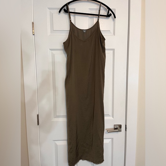 Aerie Olive Green Maxi Satin Slip Dress, Raw Hem, Leg Slits, Size Large - Picture 4 of 8